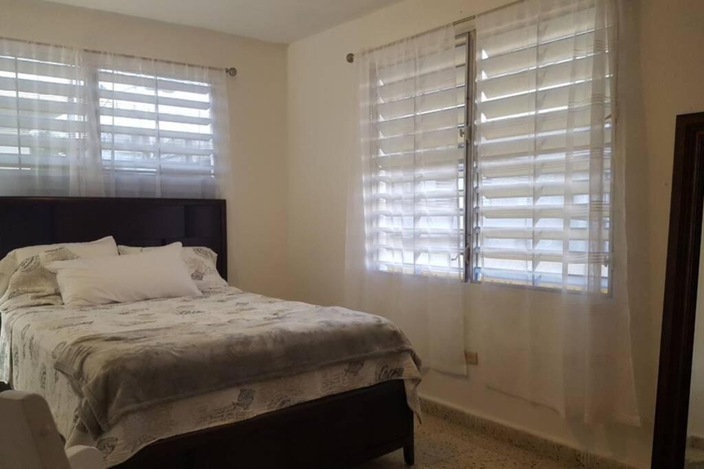 Chill Family And Friend Escape With Wrap Around Porch Apartment Rio Grande Exterior photo