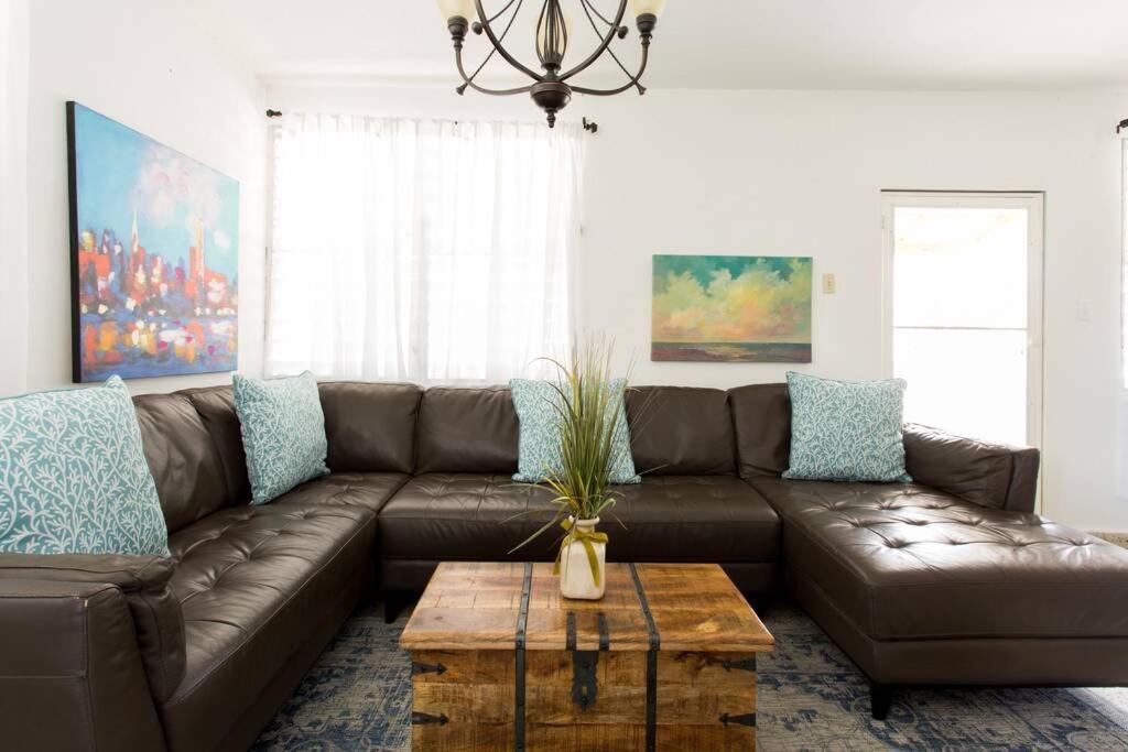 Chill Family And Friend Escape With Wrap Around Porch Apartment Rio Grande Exterior photo